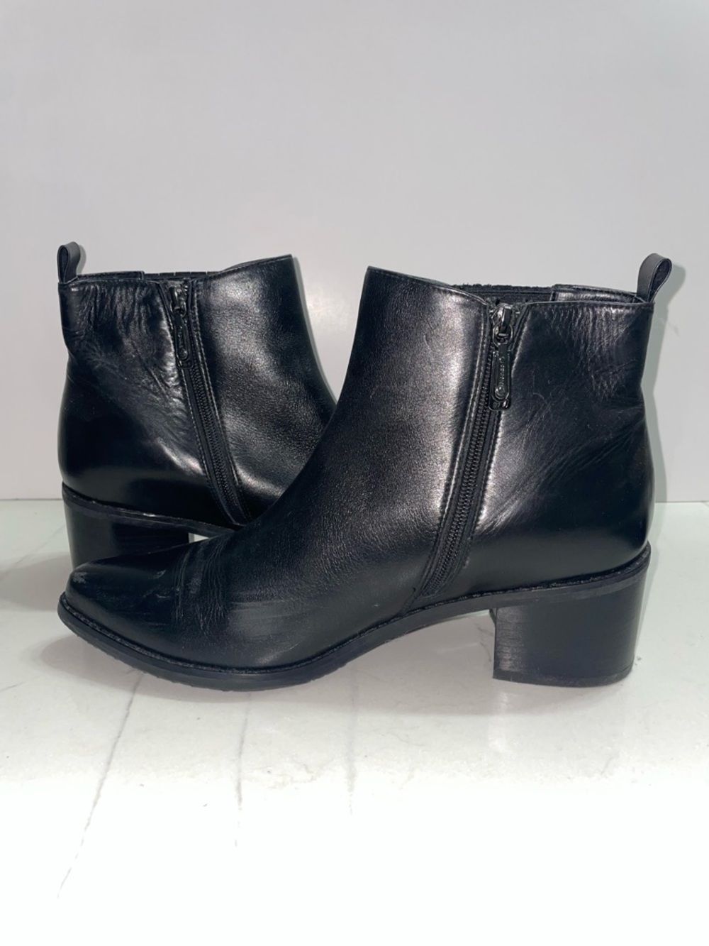 Blondo Black Waterproof Leather Pointed Block Heel Ankle Booties Women’s Size 11